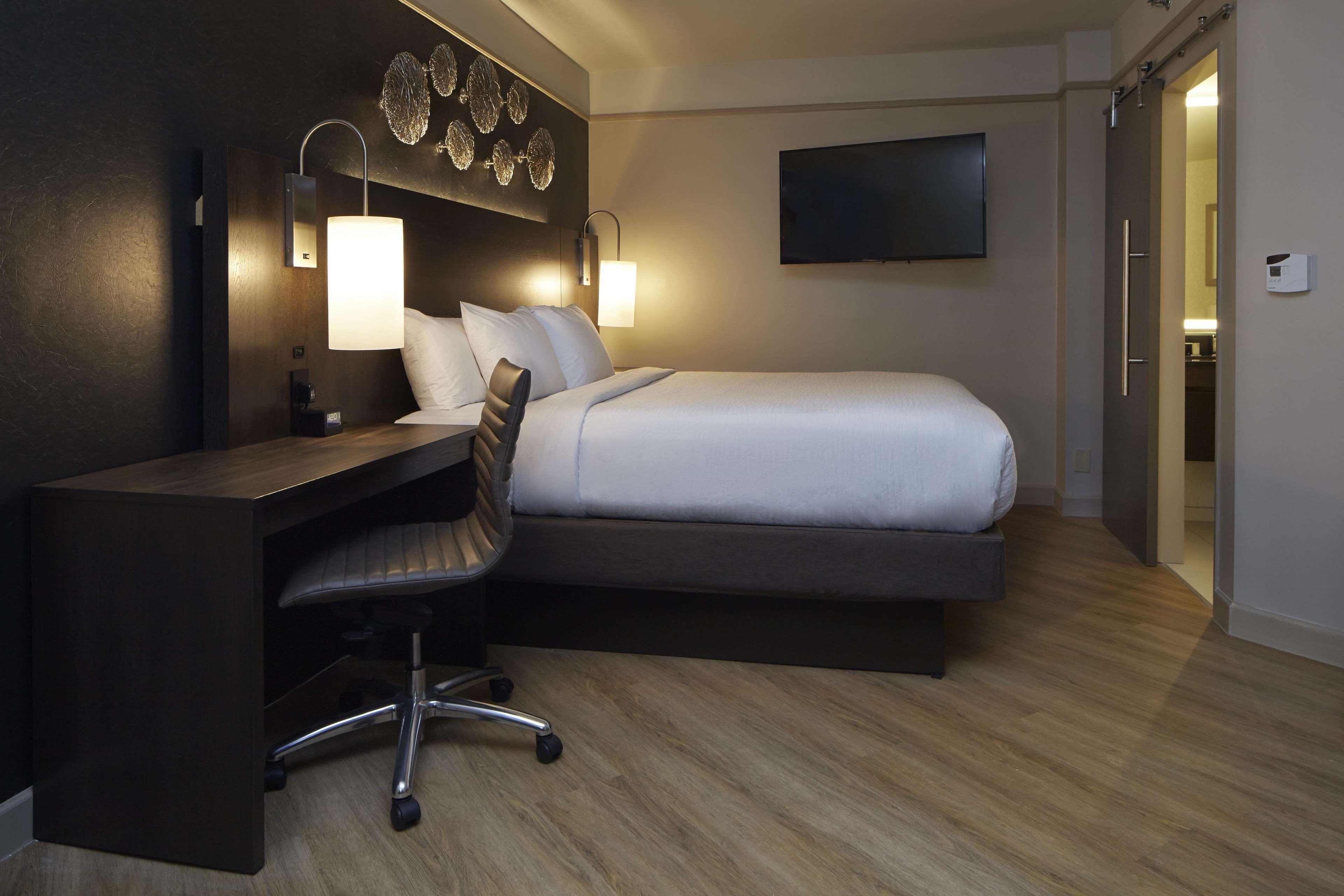 Embassy Suites By Hilton Atlanta Galleria Smyrna Extérieur photo