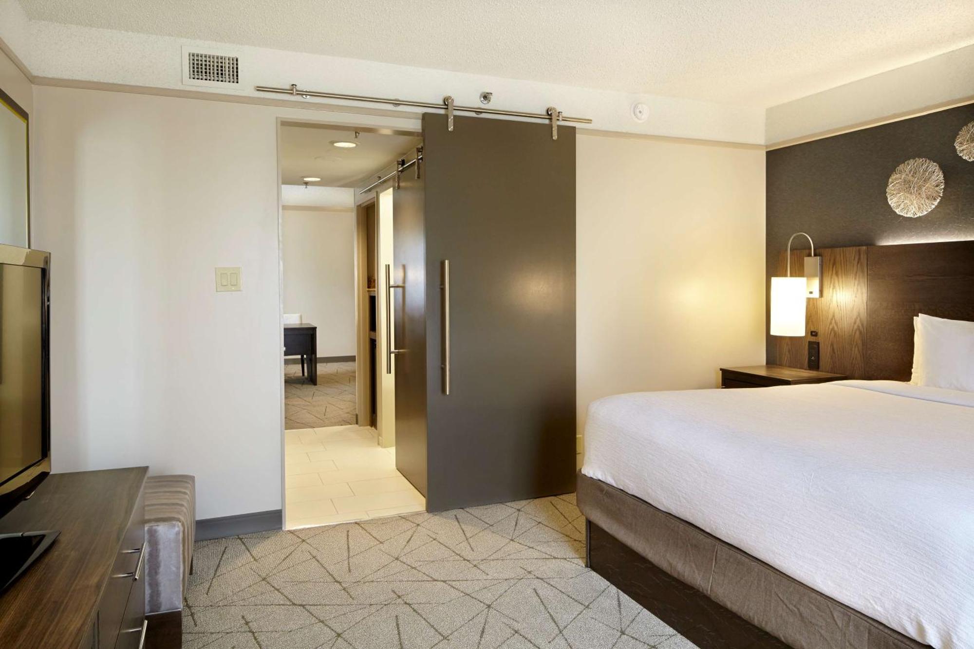 Embassy Suites By Hilton Atlanta Galleria Smyrna Extérieur photo