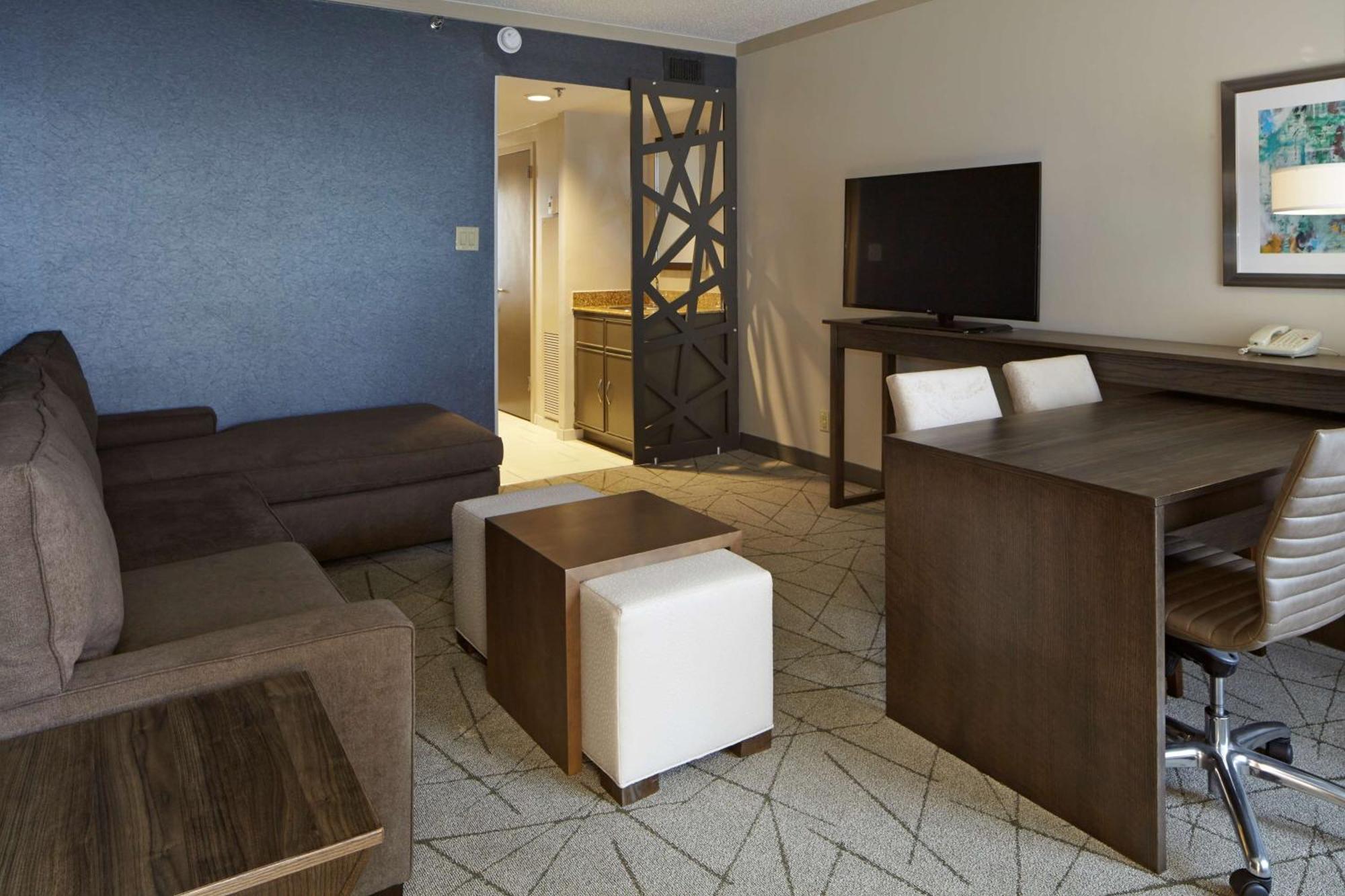 Embassy Suites By Hilton Atlanta Galleria Smyrna Extérieur photo