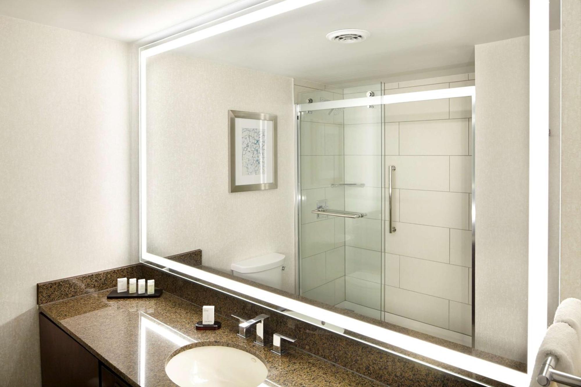 Embassy Suites By Hilton Atlanta Galleria Smyrna Extérieur photo