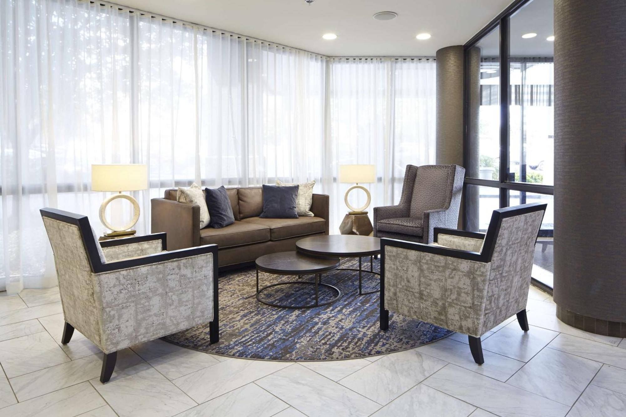Embassy Suites By Hilton Atlanta Galleria Smyrna Extérieur photo