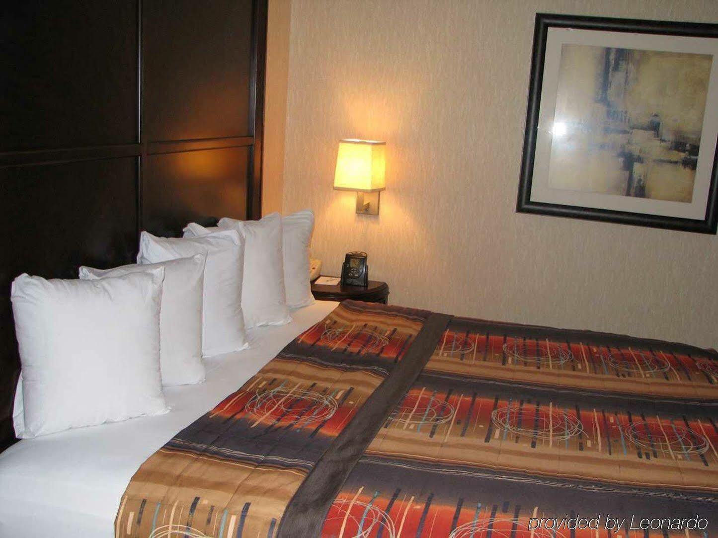 Embassy Suites By Hilton Atlanta Galleria Smyrna Extérieur photo