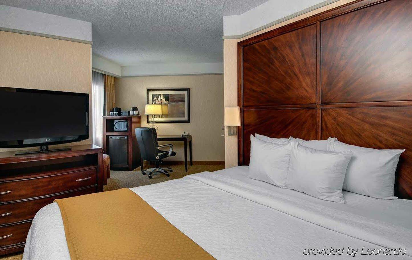 Embassy Suites By Hilton Atlanta Galleria Smyrna Extérieur photo