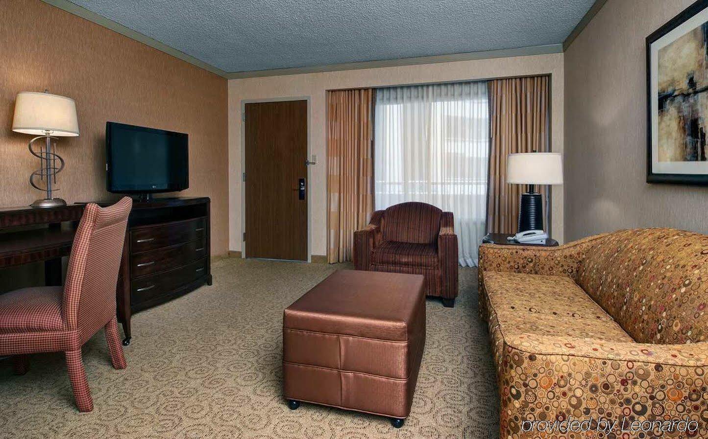 Embassy Suites By Hilton Atlanta Galleria Smyrna Extérieur photo